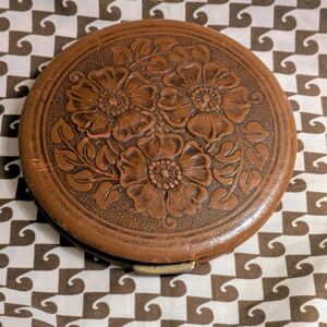 Vintage Floral Embossed Leather Makeup Compact